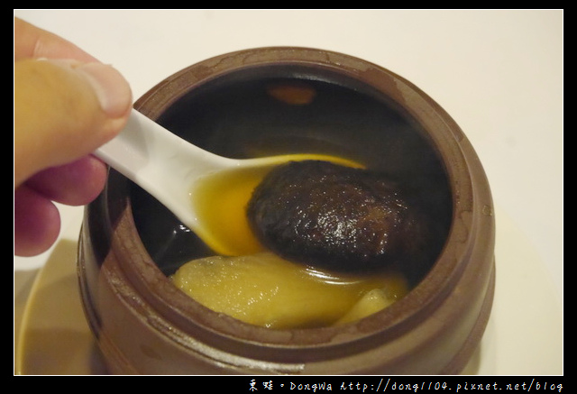 【桃園食記】蘆竹南崁。港點大師港式點心專門店。秋天就是要吃大閘蟹