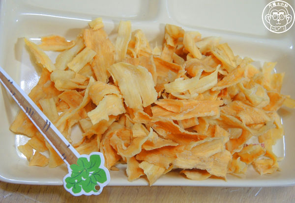 啵蒡牛蒡脆餅:哩哩摳摳【創造宅經濟・啵蒡脆餅】養生零食好涮嘴