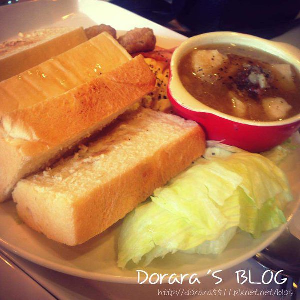 11800034_859014810814383_1343265869065399999_n_副本