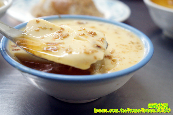 斗六 蕃薯仔炊飯:【雲林-斗六市】古早味x斗六當地小吃..必吃!!!大推蒸蛋.蒸飯.肉羹...《斗六 蕃薯仔炊飯》