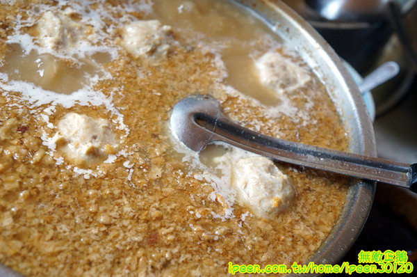 斗六 蕃薯仔炊飯:【雲林-斗六市】古早味x斗六當地小吃..必吃!!!大推蒸蛋.蒸飯.肉羹...《斗六 蕃薯仔炊飯》