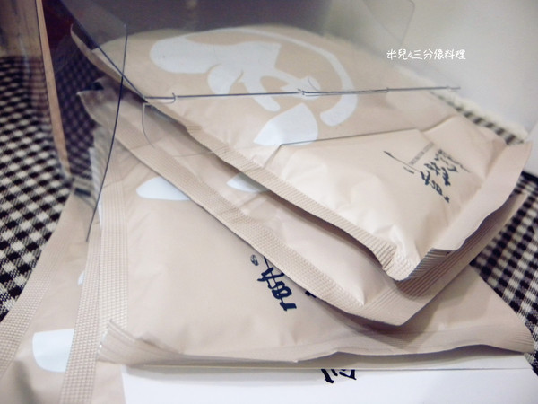 鹿窯菇事：[宅配。食材] 鹿窯菇事 有機冬乾菇 + 即時粥品綜合包 創意料理在我家!