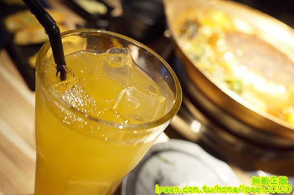 銅盤嚴選韓式烤肉(中山店)：【台南-中西區】吃到飽x中秋烤肉新選擇!~嚴選安格斯黑牛/雲林快樂豬/CAS國產雞..《銅盤嚴選韓式烤肉》