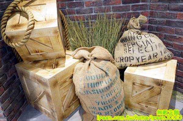 銅盤嚴選韓式烤肉(中山店)：【台南-中西區】吃到飽x中秋烤肉新選擇!~嚴選安格斯黑牛/雲林快樂豬/CAS國產雞..《銅盤嚴選韓式烤肉》