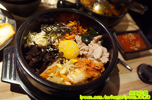 銅盤嚴選韓式烤肉(中山店)：【台南-中西區】吃到飽x中秋烤肉新選擇!~嚴選安格斯黑牛/雲林快樂豬/CAS國產雞..《銅盤嚴選韓式烤肉》