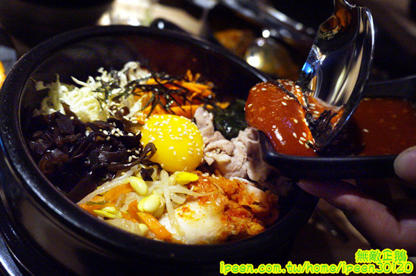 銅盤嚴選韓式烤肉(中山店)：【台南-中西區】吃到飽x中秋烤肉新選擇!~嚴選安格斯黑牛/雲林快樂豬/CAS國產雞..《銅盤嚴選韓式烤肉》