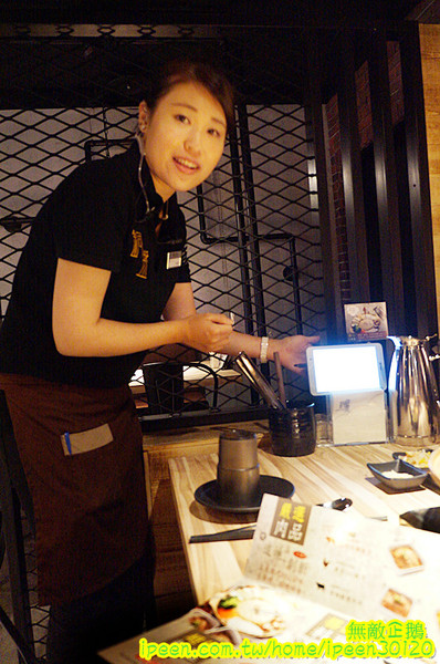 銅盤嚴選韓式烤肉(中山店)：【台南-中西區】吃到飽x中秋烤肉新選擇!~嚴選安格斯黑牛/雲林快樂豬/CAS國產雞..《銅盤嚴選韓式烤肉》