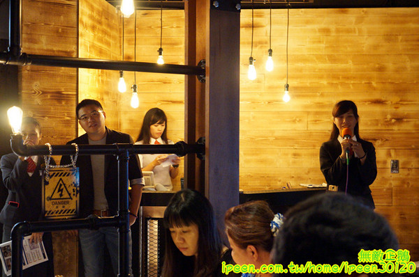 銅盤嚴選韓式烤肉(中山店)：【台南-中西區】吃到飽x中秋烤肉新選擇!~嚴選安格斯黑牛/雲林快樂豬/CAS國產雞..《銅盤嚴選韓式烤肉》