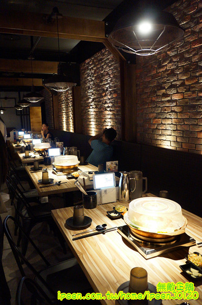 銅盤嚴選韓式烤肉(中山店)：【台南-中西區】吃到飽x中秋烤肉新選擇!~嚴選安格斯黑牛/雲林快樂豬/CAS國產雞..《銅盤嚴選韓式烤肉》