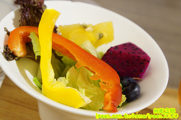 1004 Brunch 早午餐：【台南-中西區】天使x韓國歐巴..韓風早午餐~《1004 Brunch 早午餐》