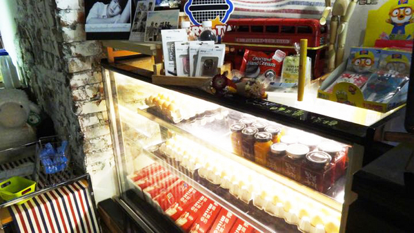 1004 Brunch 早午餐：【台南早午餐】【中西區】靠近台南高商。在1004 早午餐，吃著韓式Bruch。