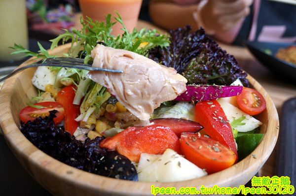 咖哩太郎 日式咖哩專賣(國賓店):【台南-東區】咖哩x新鮮果汁...大推咖哩焗烤燉牛肉.哈密瓜果汁.木瓜牛奶..《咖哩太郎 日式咖哩專賣》