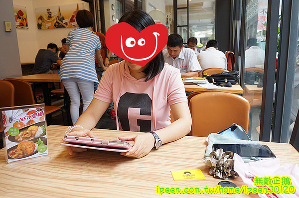 咖哩太郎 日式咖哩專賣(國賓店):【台南-東區】咖哩x新鮮果汁...大推咖哩焗烤燉牛肉.哈密瓜果汁.木瓜牛奶..《咖哩太郎 日式咖哩專賣》