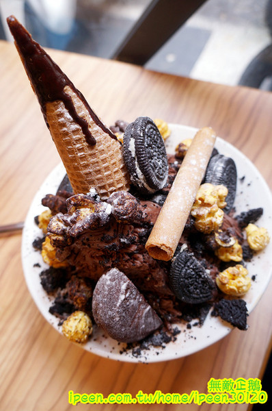 咖哩太郎 日式咖哩專賣(國賓店):【台南-東區】咖哩x新鮮果汁...大推咖哩焗烤燉牛肉.哈密瓜果汁.木瓜牛奶..《咖哩太郎 日式咖哩專賣》