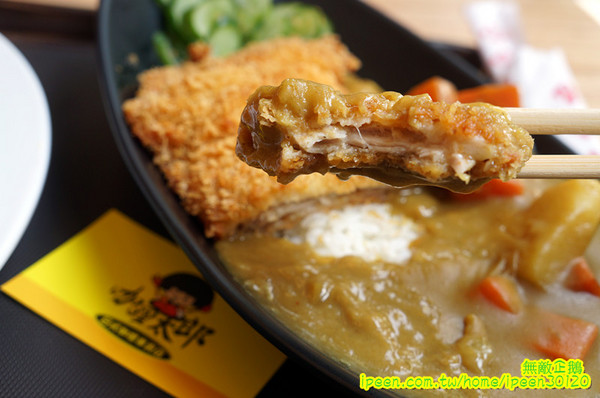 咖哩太郎 日式咖哩專賣(國賓店):【台南-東區】咖哩x新鮮果汁...大推咖哩焗烤燉牛肉.哈密瓜果汁.木瓜牛奶..《咖哩太郎 日式咖哩專賣》