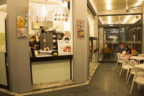 咖哩太郎 日式咖哩專賣(國賓店)：[台南] 平價咖哩X現打果汁 咖哩太郎 日式咖哩專賣