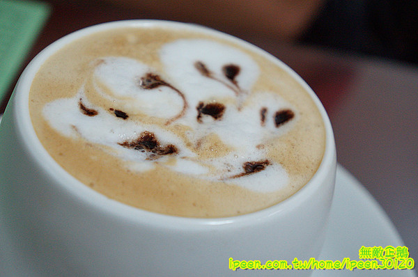 秀治咖啡&海螺屋霜淇淋：【台南-中西區】咖啡x霜淇淋..大推芒果霜淇淋...《秀治咖啡&海螺屋霜淇淋》