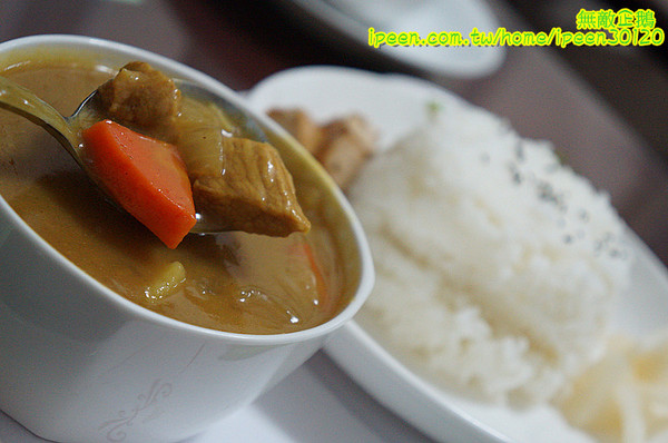 秀治咖啡&海螺屋霜淇淋：【台南-中西區】咖啡x霜淇淋..大推芒果霜淇淋...《秀治咖啡&海螺屋霜淇淋》