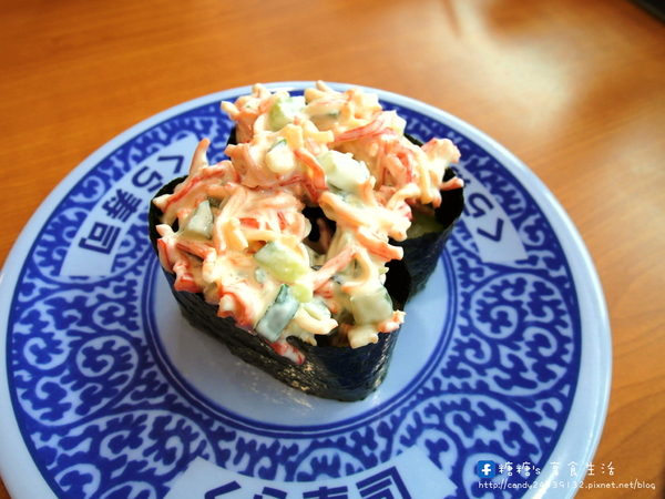 くら寿司 藏壽司(台中廣三SOGO店):〖台中│美食〗くら寿司 藏壽司 ❤ 沒有單賣生魚片的迴轉壽司,點餐方式很特別,盤數五的倍數還可以玩抽獎唷!!