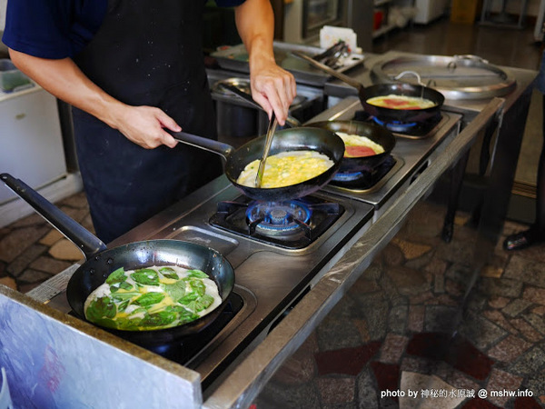 黃記古早味蛋餅.黑豆漿:【食記】彰化黃記古早味蛋餅.黑豆漿@員林臺鐵TRA員林車站 : 平價美味好腸粉, 吃了還想再吃的現做蛋餅囧