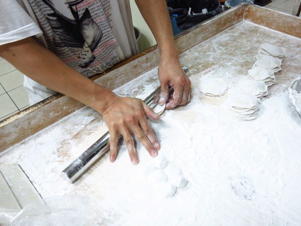 【三重美食】吉利水餃牛肉麵-鮮少見的手工擀皮水餃