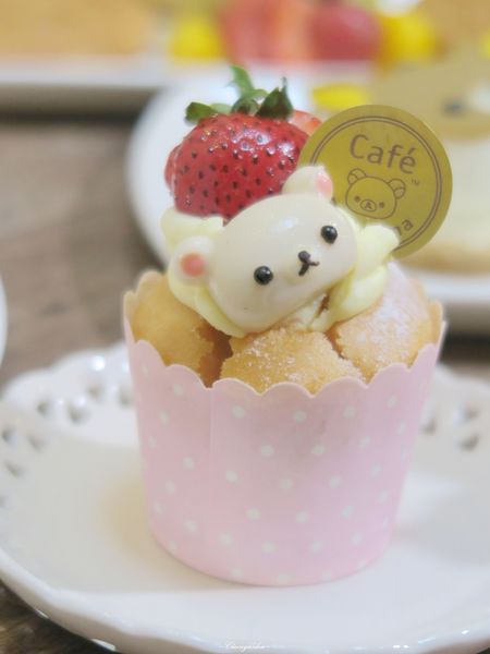 Rilakkuma Café：[台灣喫淘趣的進擊]台北 捷運忠孝敦化站 拉拉熊 Rilakkuma Café~甜點全制霸攻略