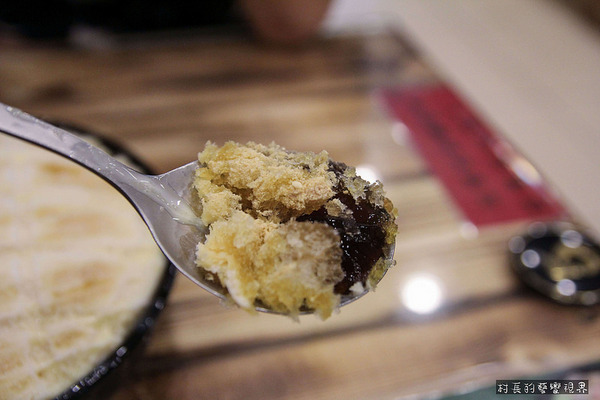 台南東區焦糖煉乳包心粉圓:【食記】{屏東。東港鎮}台南冰品新勢力的漫延台南東區焦糖煉乳包心粉圓