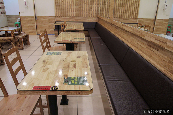 台南東區焦糖煉乳包心粉圓:【食記】{屏東。東港鎮}台南冰品新勢力的漫延台南東區焦糖煉乳包心粉圓