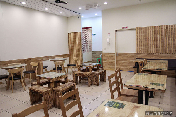 台南東區焦糖煉乳包心粉圓:【食記】{屏東。東港鎮}台南冰品新勢力的漫延台南東區焦糖煉乳包心粉圓