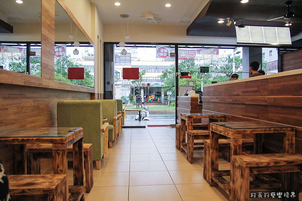 台南東區焦糖煉乳包心粉圓:【食記】{屏東。東港鎮}台南冰品新勢力的漫延台南東區焦糖煉乳包心粉圓