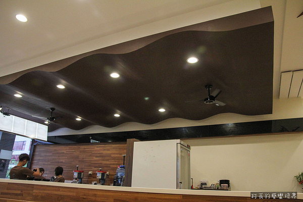 台南東區焦糖煉乳包心粉圓:【食記】{屏東。東港鎮}台南冰品新勢力的漫延台南東區焦糖煉乳包心粉圓