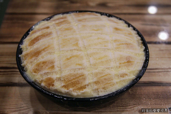 台南東區焦糖煉乳包心粉圓:【食記】{屏東。東港鎮}台南冰品新勢力的漫延台南東區焦糖煉乳包心粉圓