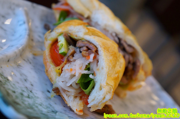 豬鼻子越式創意美食(無):【台南-北區】越南x創意料理...大推法國麵包.越南炸豆腐.湯河粉-海鮮酸辣.越式咖啡.酸子水..香水檸檬/