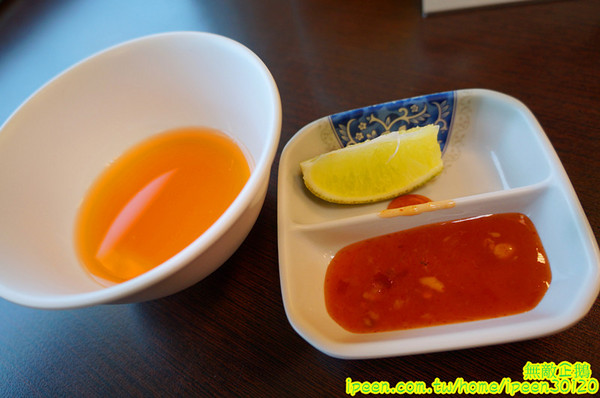 豬鼻子越式創意美食(無):【台南-北區】越南x創意料理...大推法國麵包.越南炸豆腐.湯河粉-海鮮酸辣.越式咖啡.酸子水..香水檸檬/