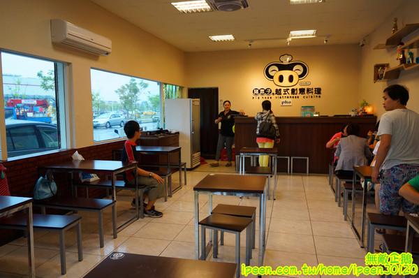 豬鼻子越式創意美食(無):【台南-北區】越南x創意料理...大推法國麵包.越南炸豆腐.湯河粉-海鮮酸辣.越式咖啡.酸子水..香水檸檬/