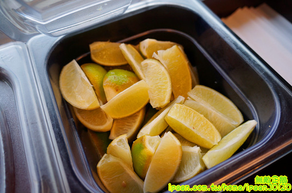 豬鼻子越式創意美食(無):【台南-北區】越南x創意料理...大推法國麵包.越南炸豆腐.湯河粉-海鮮酸辣.越式咖啡.酸子水..香水檸檬/