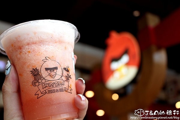憤怒鳥主題餐廳Angry Birds Juice&Tea：【台北】Angry Birds Juice & Tea--可愛憤怒鳥主題飲料店,平價現打新鮮果汁