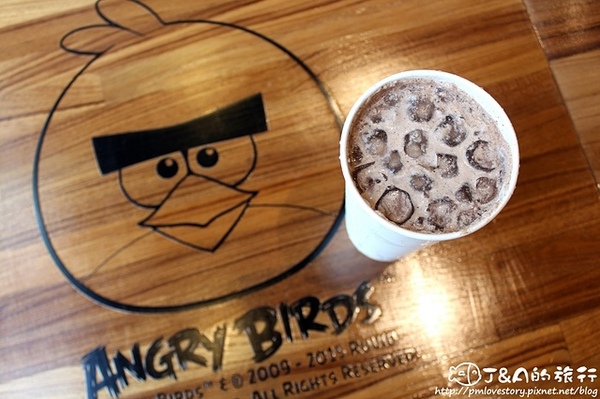 憤怒鳥主題餐廳Angry Birds Juice&Tea：【台北】Angry Birds Juice & Tea--可愛憤怒鳥主題飲料店,平價現打新鮮果汁