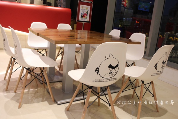 憤怒鳥主題餐廳Angry Birds Juice&Tea:新北‧板橋『憤怒鳥主題飲料店』 果汁&茶