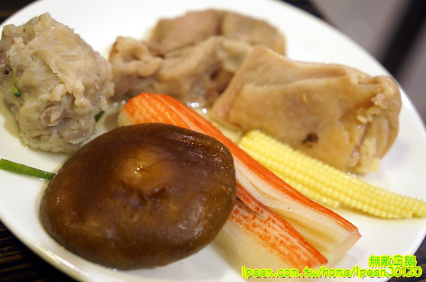 小綿羊藥膳的鍋(健康店)：【台南-中西區】進擊的綿羊!~超好喝藥膳湯!...太陽牌冰淇淋/花枝蝦仁漿/嚴選海鮮/手工拉麵《小綿羊藥膳的鍋》