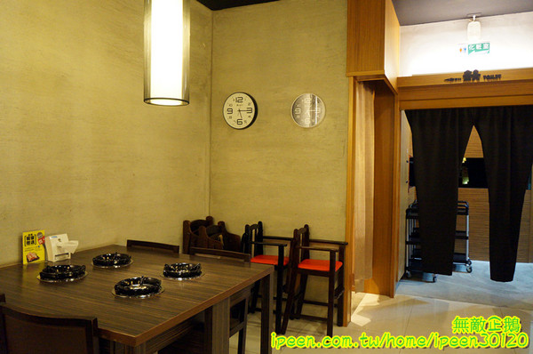 小綿羊藥膳的鍋(健康店)：【台南-中西區】進擊的綿羊!~超好喝藥膳湯!...太陽牌冰淇淋/花枝蝦仁漿/嚴選海鮮/手工拉麵《小綿羊藥膳的鍋》