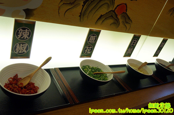 小綿羊藥膳的鍋(健康店)：【台南-中西區】進擊的綿羊!~超好喝藥膳湯!...太陽牌冰淇淋/花枝蝦仁漿/嚴選海鮮/手工拉麵《小綿羊藥膳的鍋》