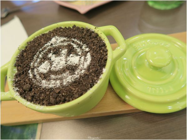 醜比頭的秘密部屋:台北 捷運中山站 醜比頭的秘密部屋~超可愛餐點X好玩互動式螢幕