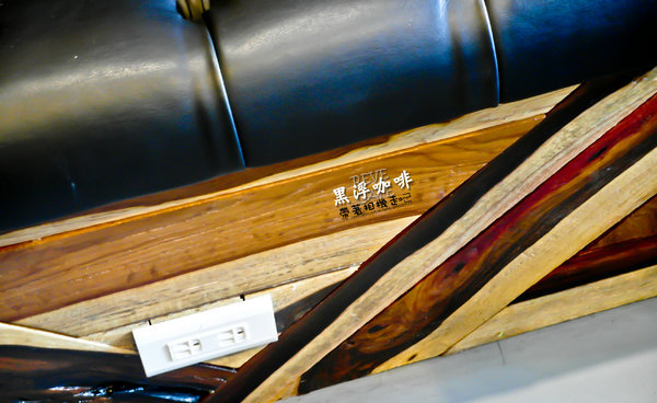 REVE黑浮咖啡(台南永華店):台南 安平區. 早午餐、義式餐點、咖啡 黑浮咖啡RÈVE Café