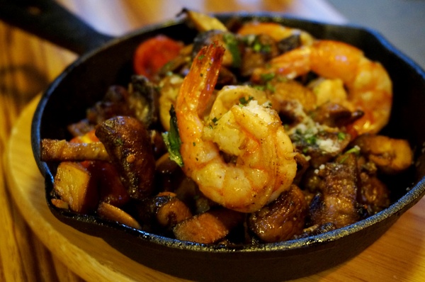 Bistro Smith 咖啡餐酒館：＊口碑券＊Bistro Smith 咖啡餐酒館：美好氛圍與創意料理