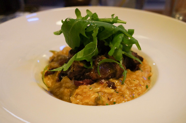 Bistro Smith 咖啡餐酒館：(胖樺食記)台北東區Bistro Smith 咖啡餐酒館。餐點一流環境舒適讓人流連忘返。