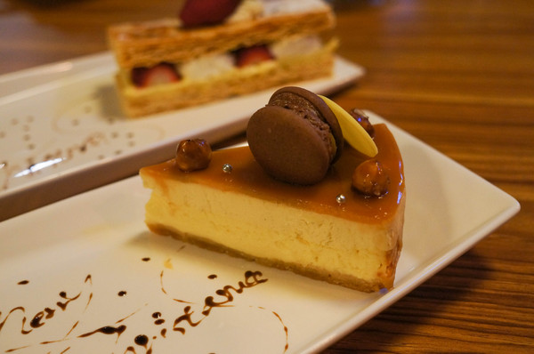 Bistro Smith 咖啡餐酒館：(胖樺食記)台北東區Bistro Smith 咖啡餐酒館。餐點一流環境舒適讓人流連忘返。