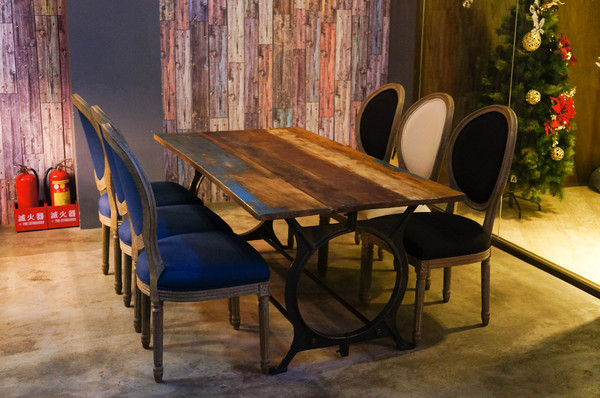 Bistro Smith 咖啡餐酒館：(胖樺食記)台北東區Bistro Smith 咖啡餐酒館。餐點一流環境舒適讓人流連忘返。