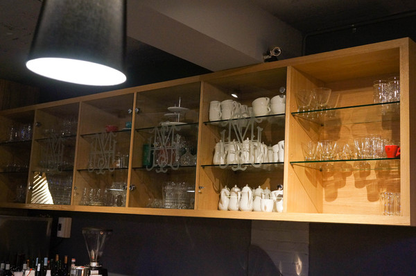 Bistro Smith 咖啡餐酒館：(胖樺食記)台北東區Bistro Smith 咖啡餐酒館。餐點一流環境舒適讓人流連忘返。