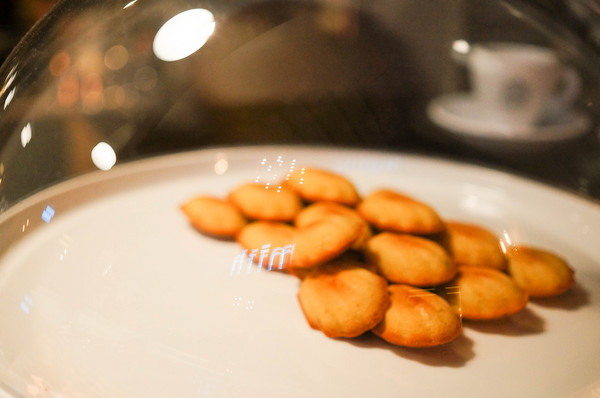 Bistro Smith 咖啡餐酒館：(胖樺食記)台北東區Bistro Smith 咖啡餐酒館。餐點一流環境舒適讓人流連忘返。